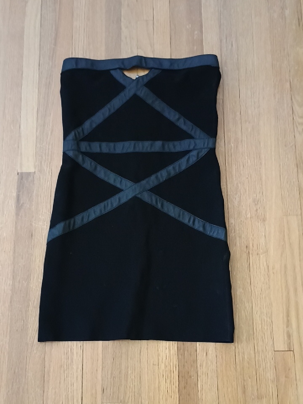 bebe Black Strap-Detail Strapless Bodycon Dress